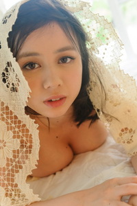 Busty Asian Aimi Yoshikawa