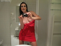 Amateur Georga sexy in her red dress