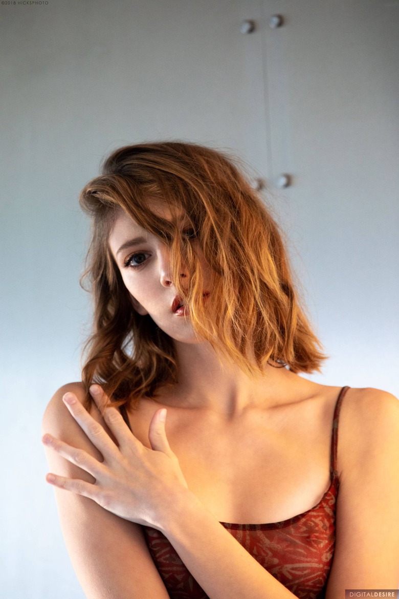 Wow, Lena is simply stunninng